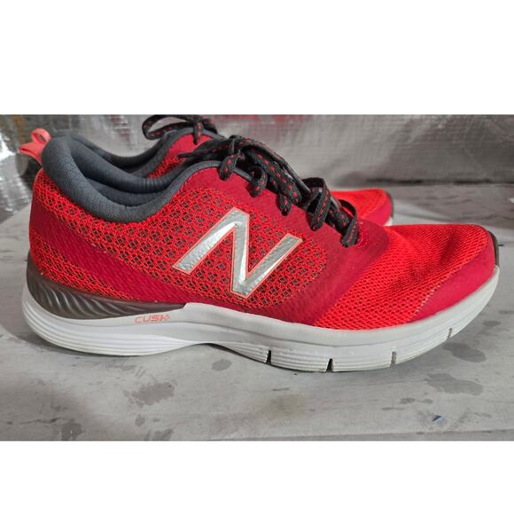New Balance Women WX711 Coral Pink Gray Shoes Athletic Shoes Sneakers Size: 8 - Picture 2 of 7